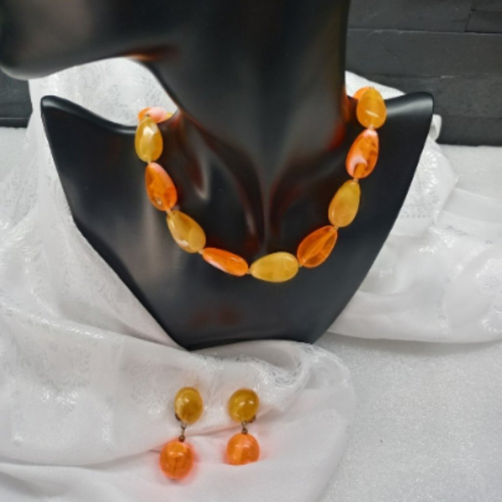 HIGHLY POLISHED BEADED Orange, Yellow Lucite Necklace, Clip on Drop Earrings Set